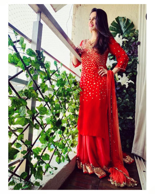 Smita Gondkar X HOS